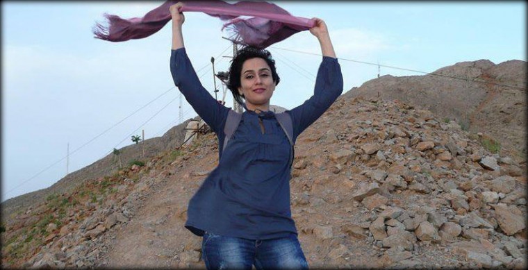 1-Iranian-Women-Shed-Veil-021788176854